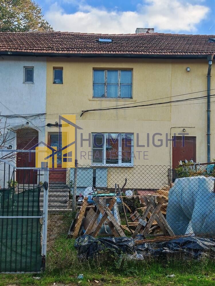 Двустаен апартамент в кв. Карпузица