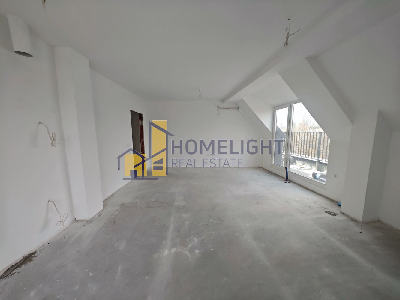 Before virtual staging
