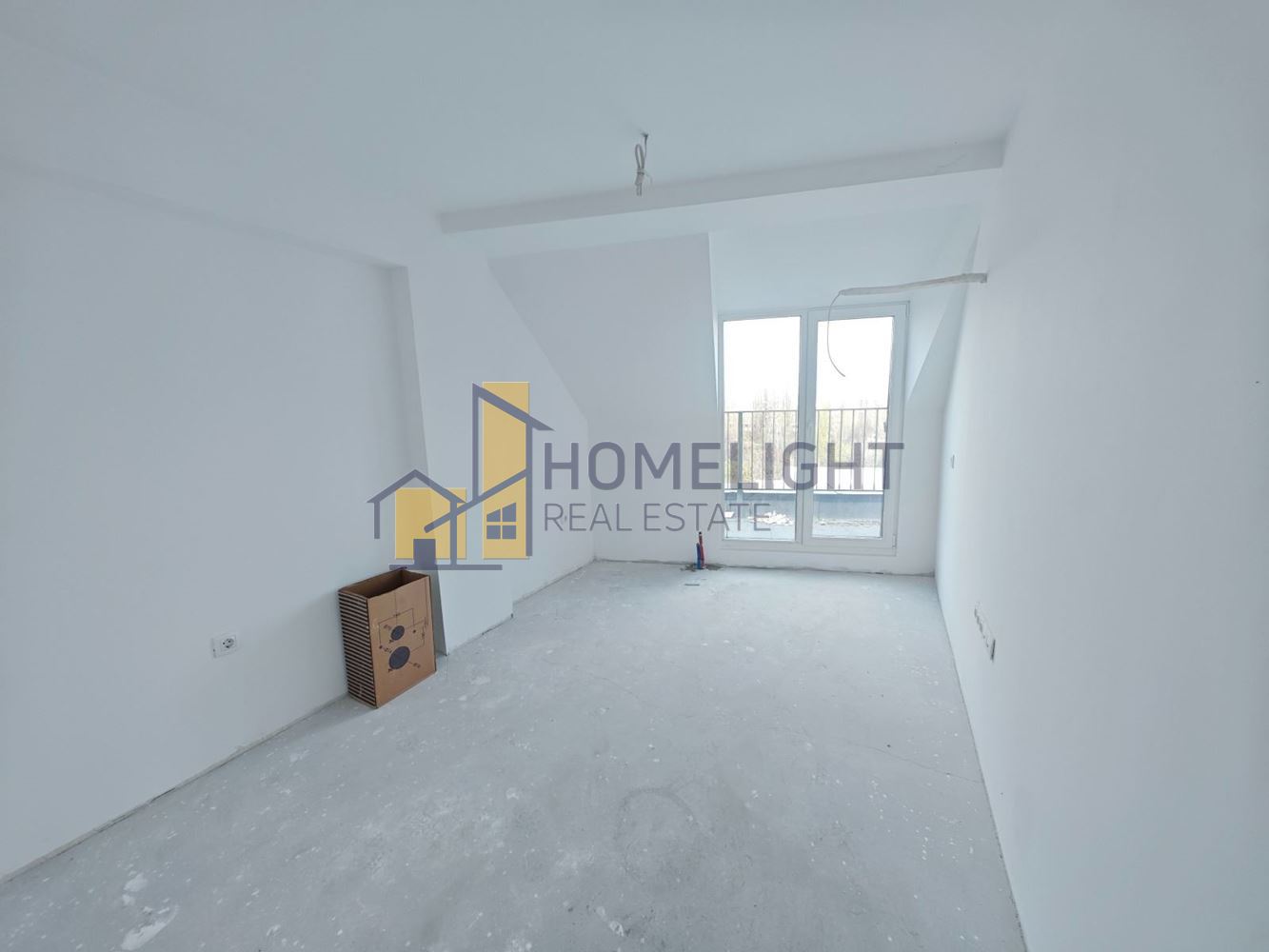 Before virtual staging